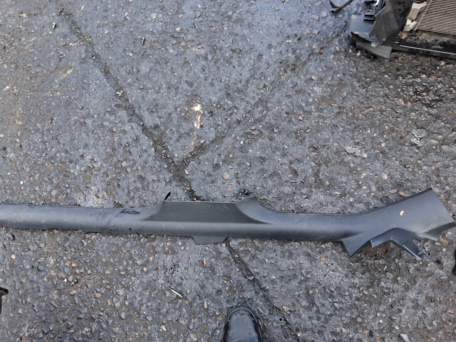 2024 AUDI A1 S LINE MK2 GB OSF DRIVER SIDE FRONT RIGHT SILL TRIM COVER 82G853372