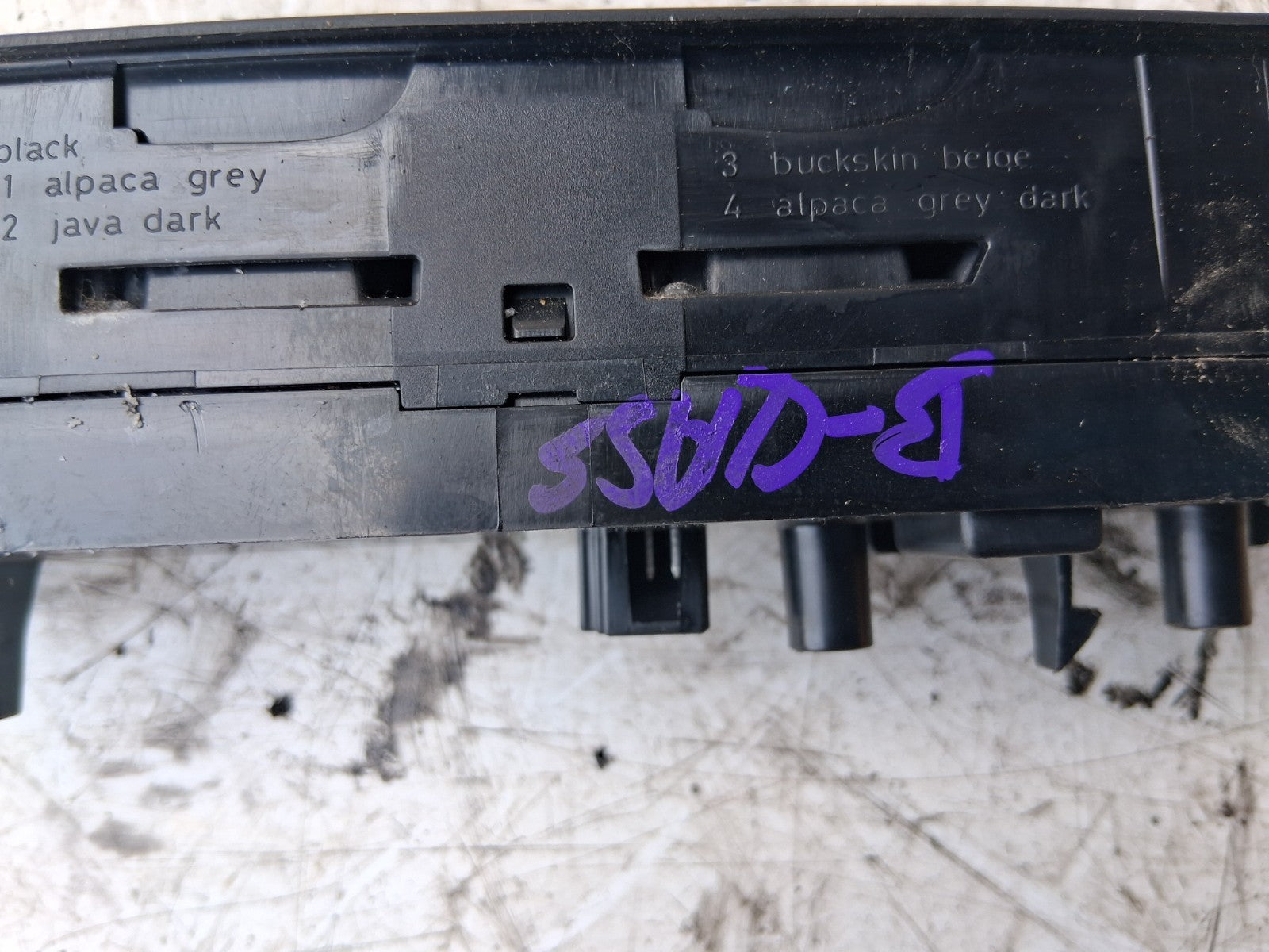 2008 MERCEDES B CLASS W245 OSF DRIVER SIDE FRONT RIGHT WINDOW SWITCH A1698206610