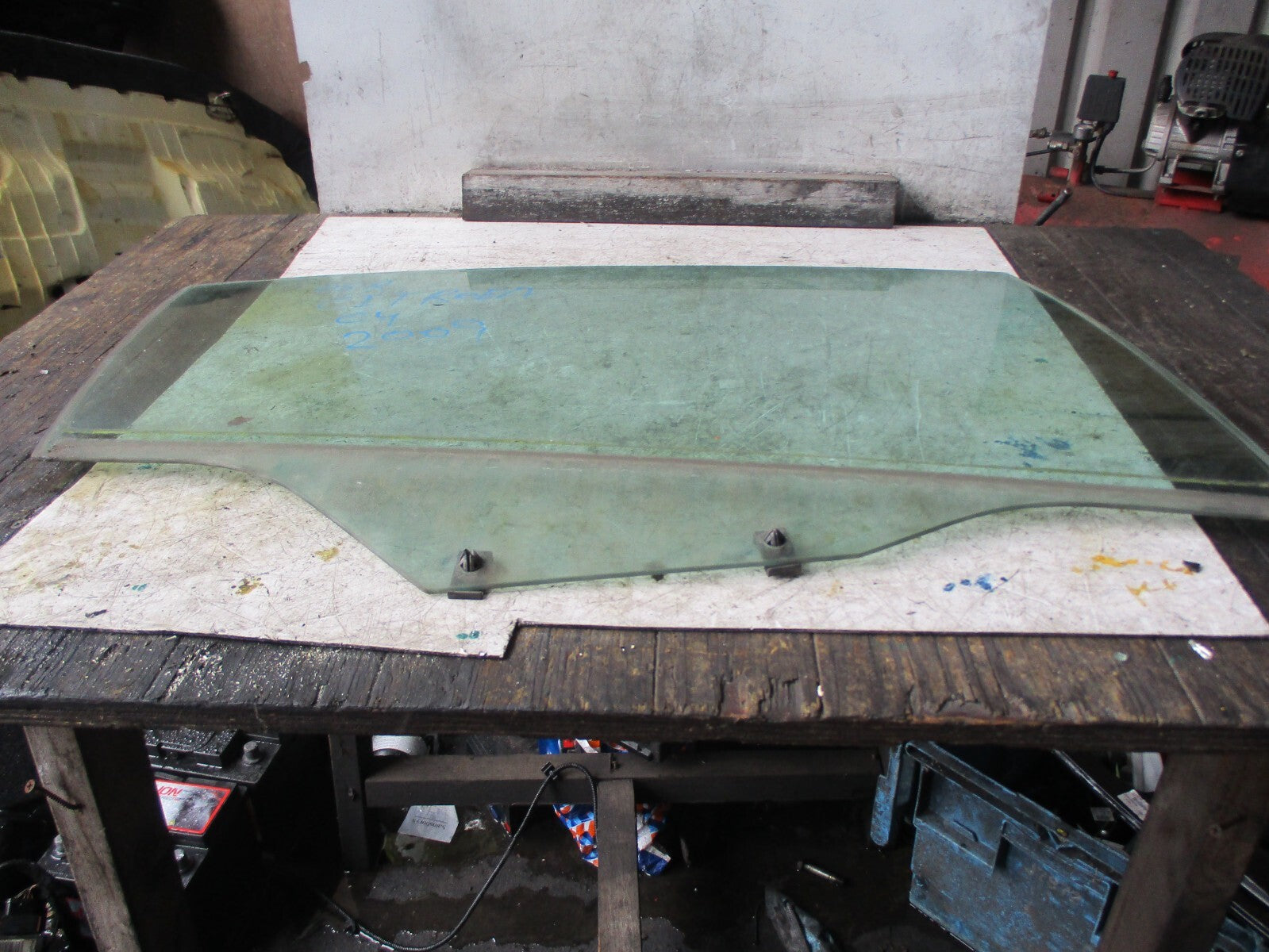 CITROEN C4 MK1 2009 OSR DRIVER SIDE REAR DOOR WINDOW GLASS