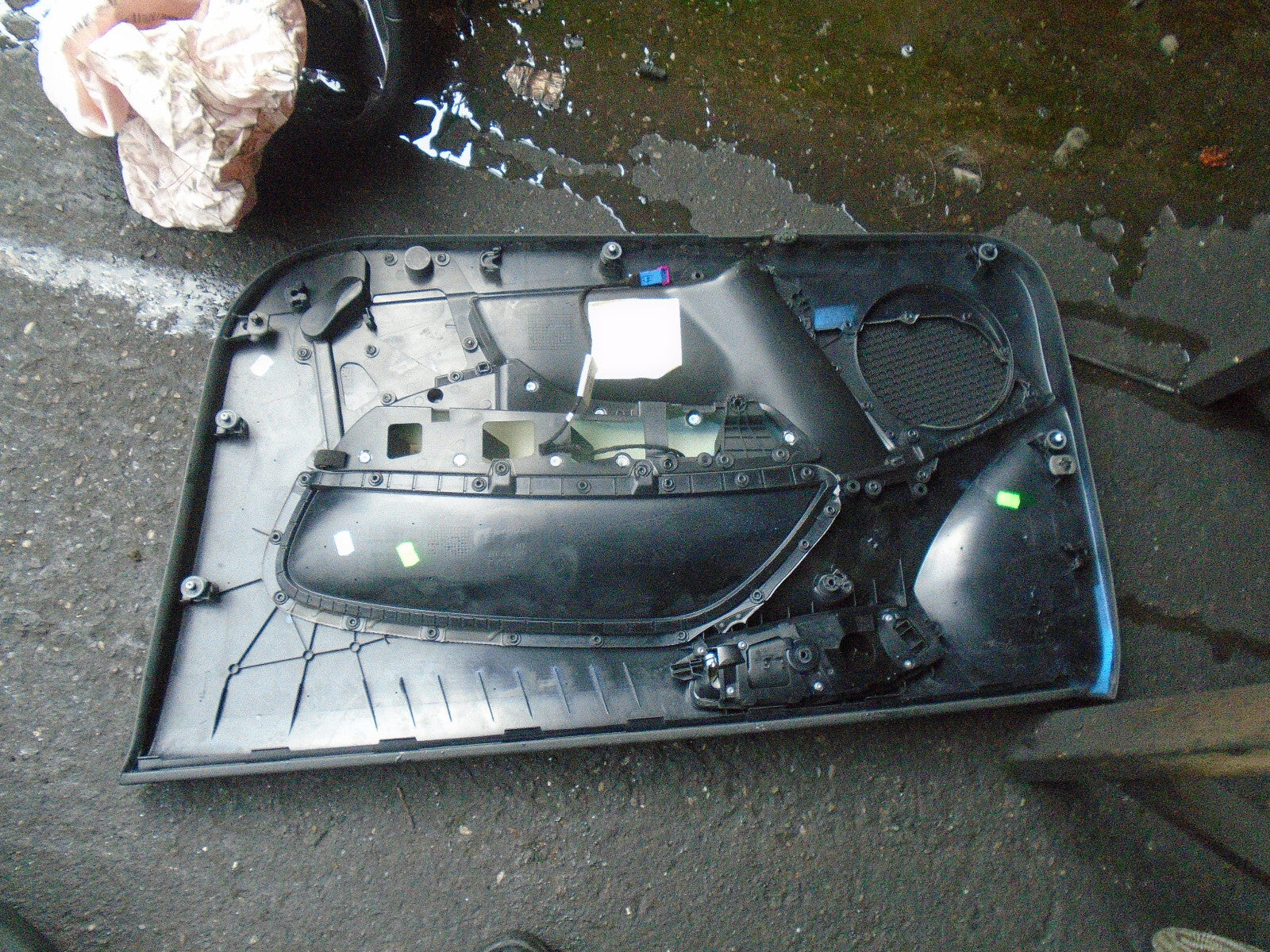 AUDI A1 2015 3 DOOR OSF DRIVER SIDE FRONT DOORCARD