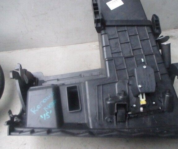 2015 RENAULT MEGANE FRONT STORAGE COMPARTMENT GLOVEBOX 681080021R