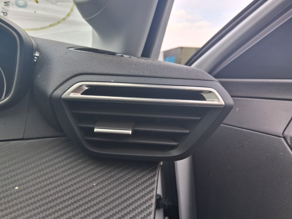 PEUGEOT 208 MK2 2025 OSF DRIVER SIDE FRONT AIR VENT