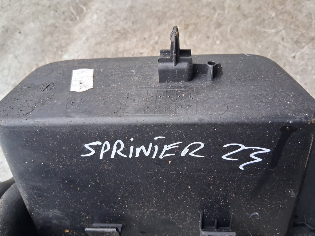 2021 MERCEDES SPRINTER W907 GEAR SHIFT SURROUND TRIM A9106833800