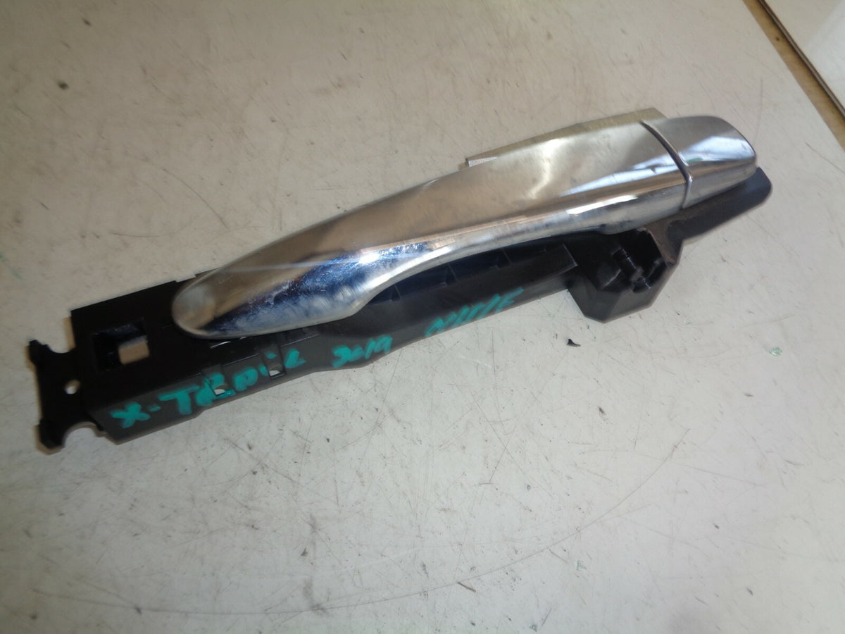 NISSAN XTRAIL MK3 FACELIFT 2019 NSF PASSENGER SIDE FRONT EXTERIOR CHROME HANDLE