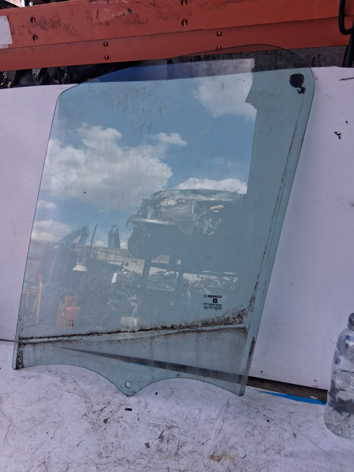 2015 RENAULT TRAFIC B X82 MK2 NSF PASSENGER SIDE FRONT LEFT WINDOW GLASS