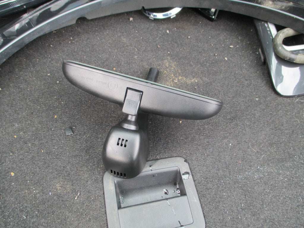 AUDI Q2 MK1 2020 INTERIOR REAR VIEW MIRROR & PLASTIC TRIM SURROUND 8S0857511L