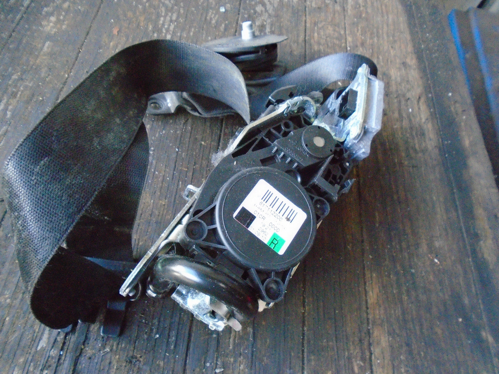 MERCEDES BENZ E CLASS W212 2010 OSF DRIVER SIDE FRONT SEAT BELT 610902000