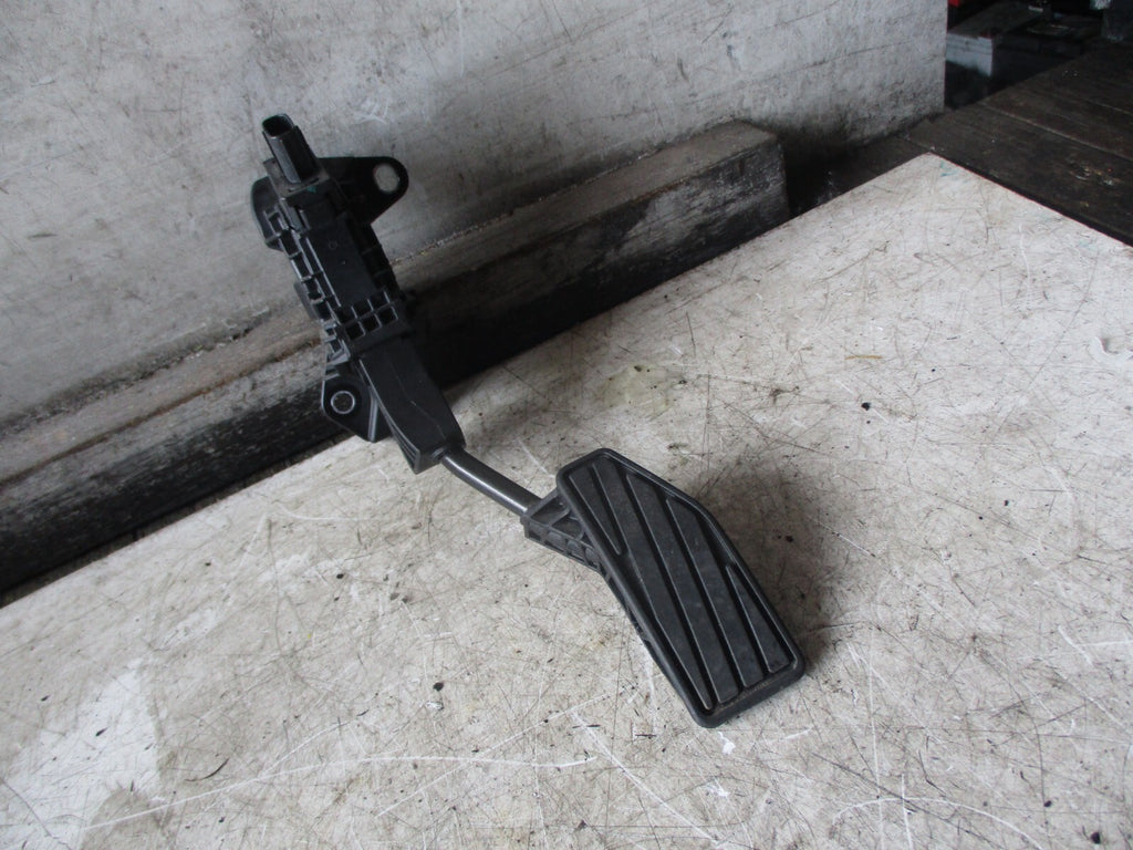 SUZUKI SWIFT MK4 2020 ACCELERATOR THROTTLE PEDAL 4940068P00
