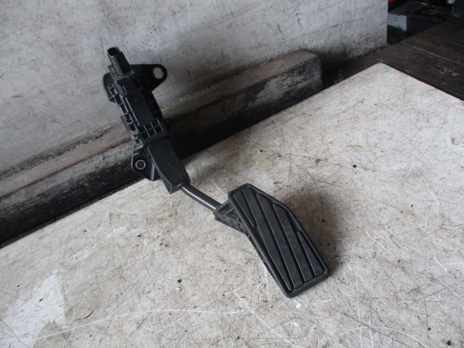 SUZUKI SWIFT MK4 2020 ACCELERATOR THROTTLE PEDAL 4940068P00