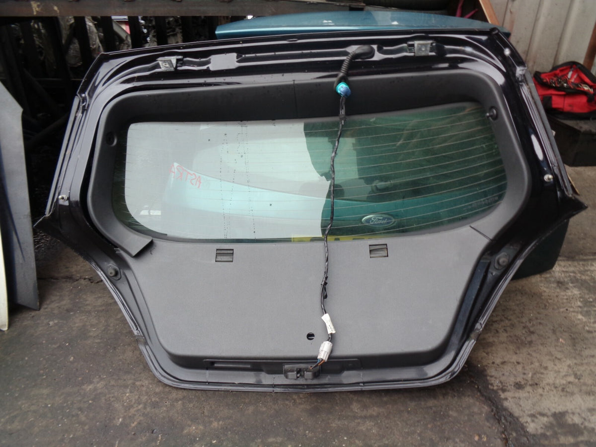 VAUXHALL ASTRA H MK5 2005 HATCHBACK COMPLETE TAILGATE BOOT LID BLACK