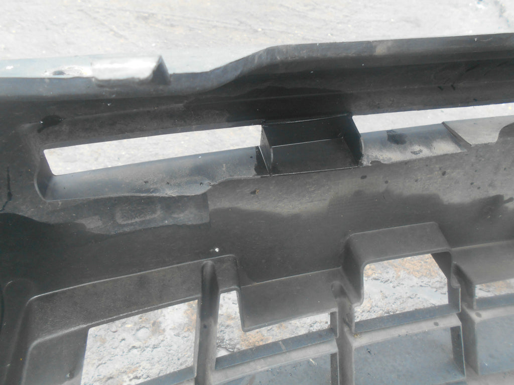 FIAT PUNTO 188 MK2 PRE FACELIFT 2000 FRONT BUMPER BLACK PLASTIC