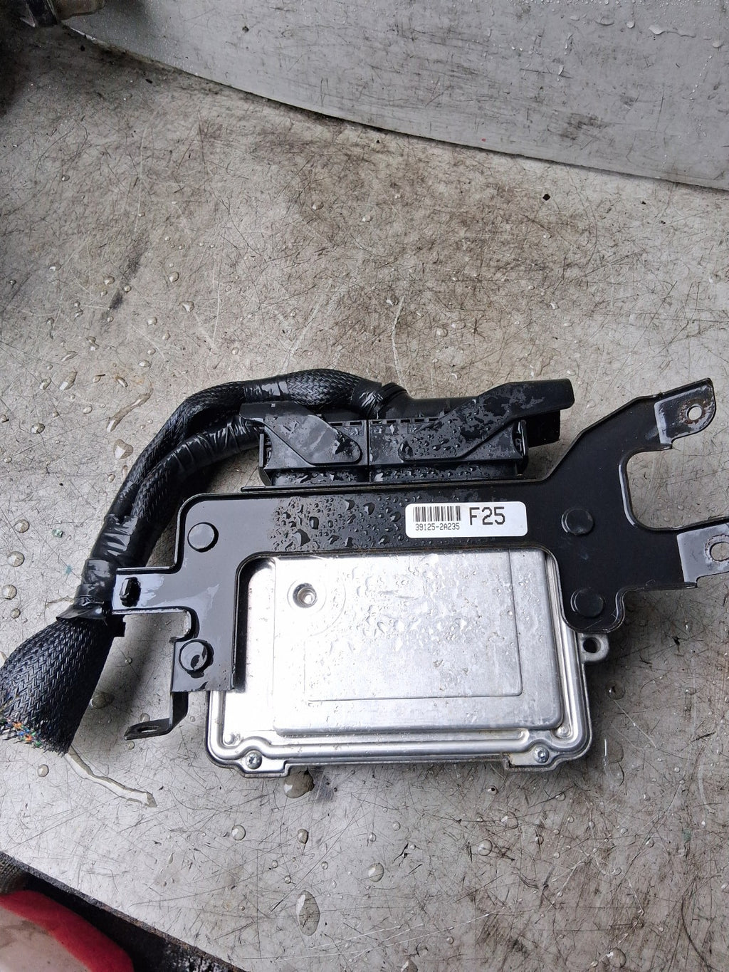 2013 HYUNDAI I40 ECU ENGINE CONTROL MODULE 391439120-2A23502A530