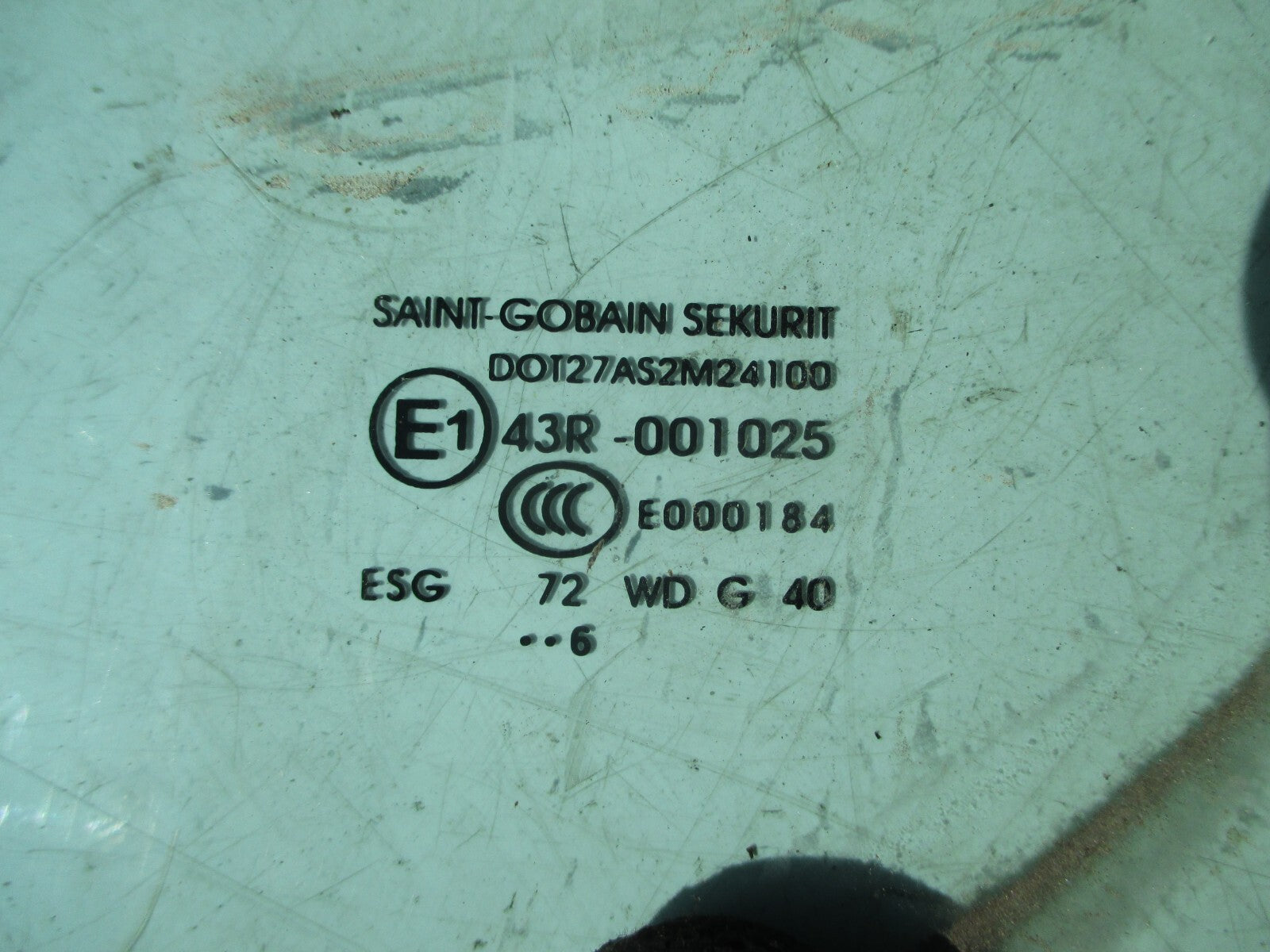 VW VOLKSWAGEN CRAFTER 2015 NSF PASSENGER SIDE FRONT DOOR WINDOW GLASS 43R-001025