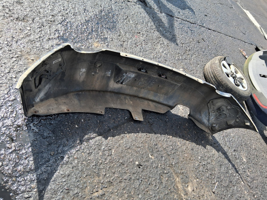 2003 BMW Z4 E85 3 DOOR CONVERTIBLE REAR BUMPER BLACK
