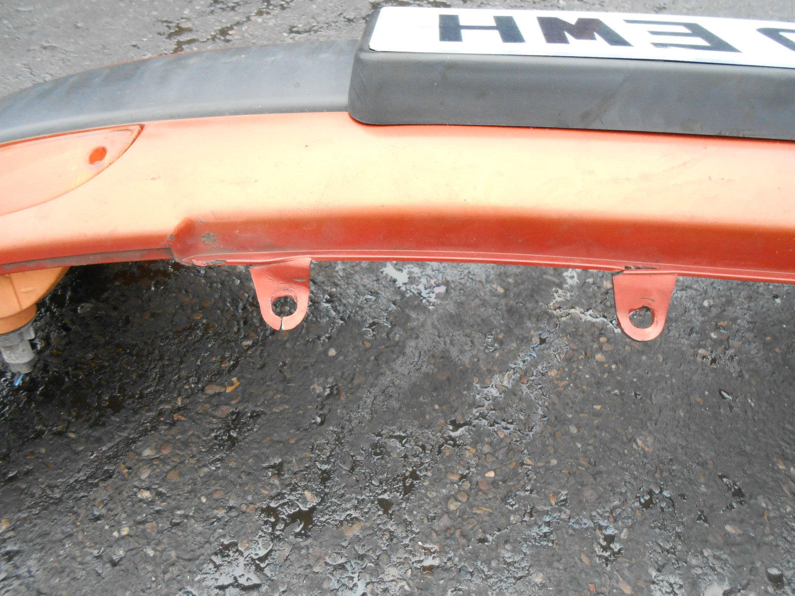 DAEWOO MATIZ 1999 COMPLETE FRONT BUMPER ORANGE