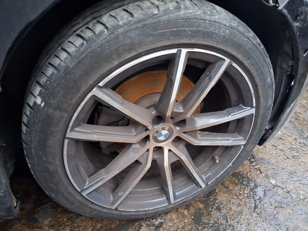 BMW 3 SERIES G20 2019 18 INCH ALLOY WHEEL WITH TYRE 225/45ZR18 REF 2