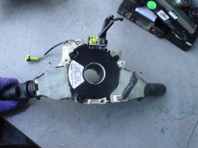 2006 NISSAN PATHFINDER R51 2.5 DIESEL INDICATOR WIPER STALK 25580EB307