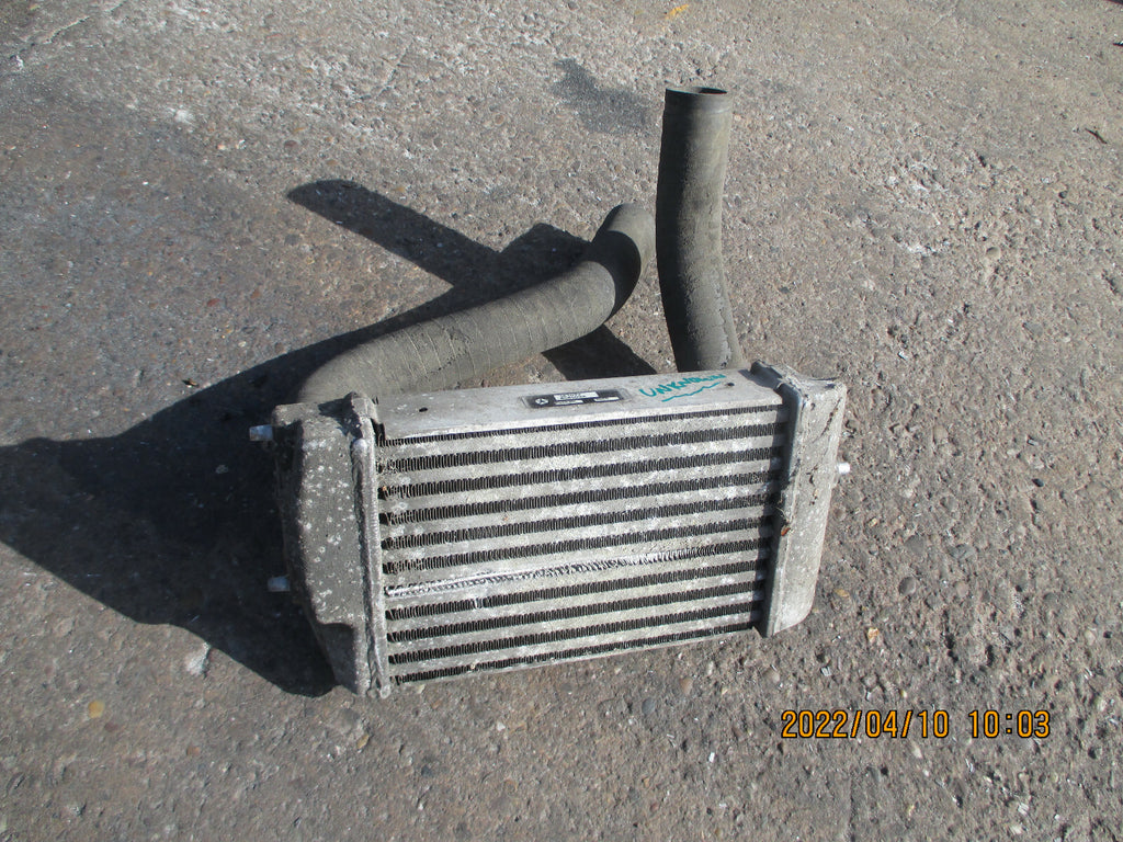 CHRYSLER VOYAGER 2002 RADIATOR INTERCOOLER HEAT EXCHANGER 868503A