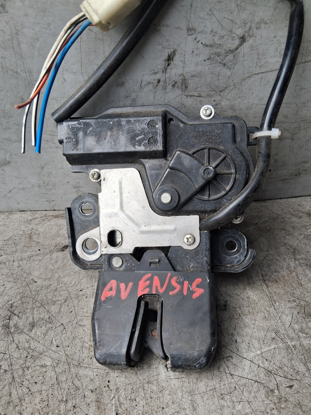 TOYOTA AVENSIS T25 2003 REAR TAILGATE BOOTLID LOCK MECHANISM