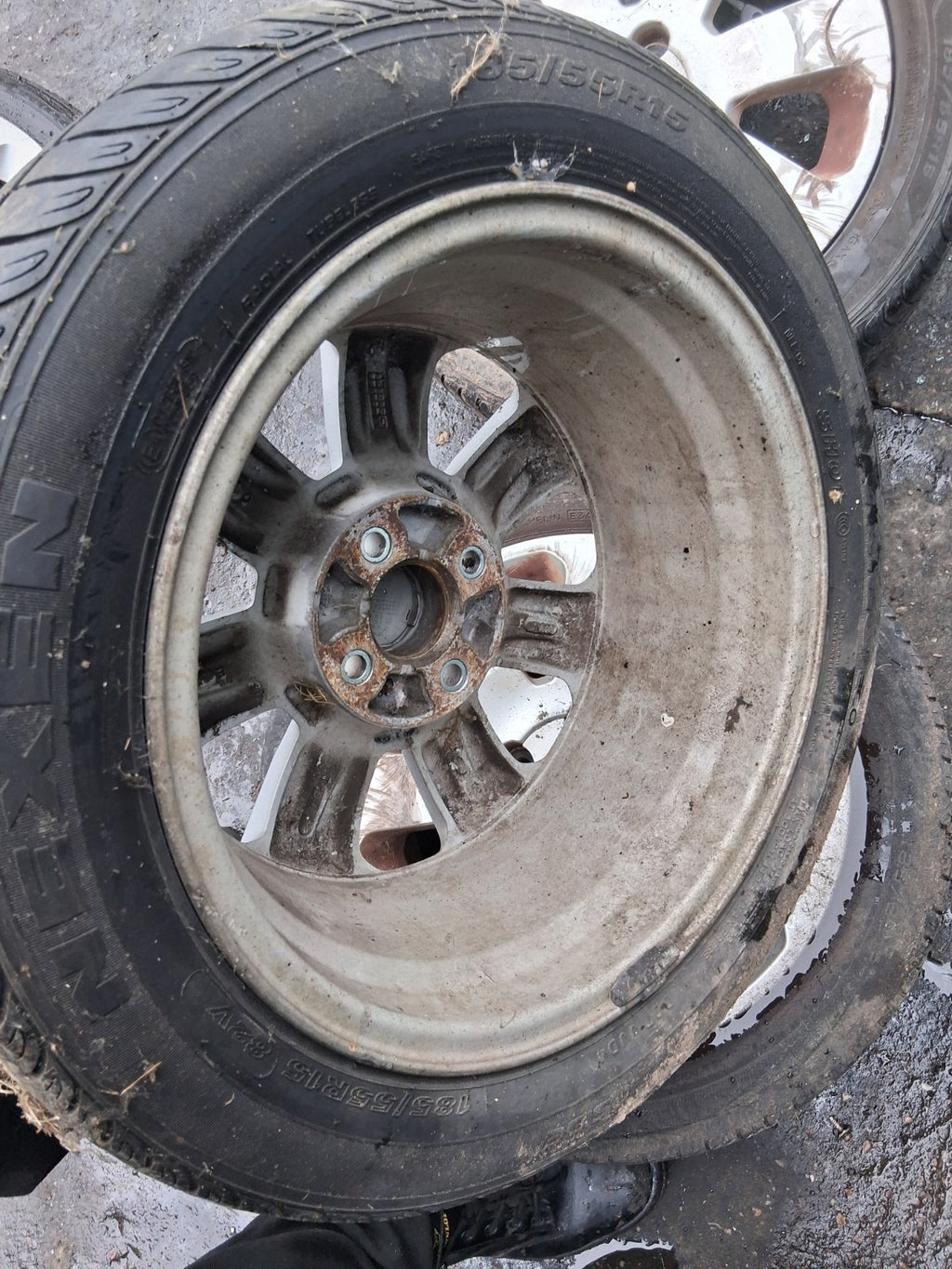 2005 VAUXHALL CORSA C 15 INCH ALLOY WHEEL WITH TYRE 185/55R15