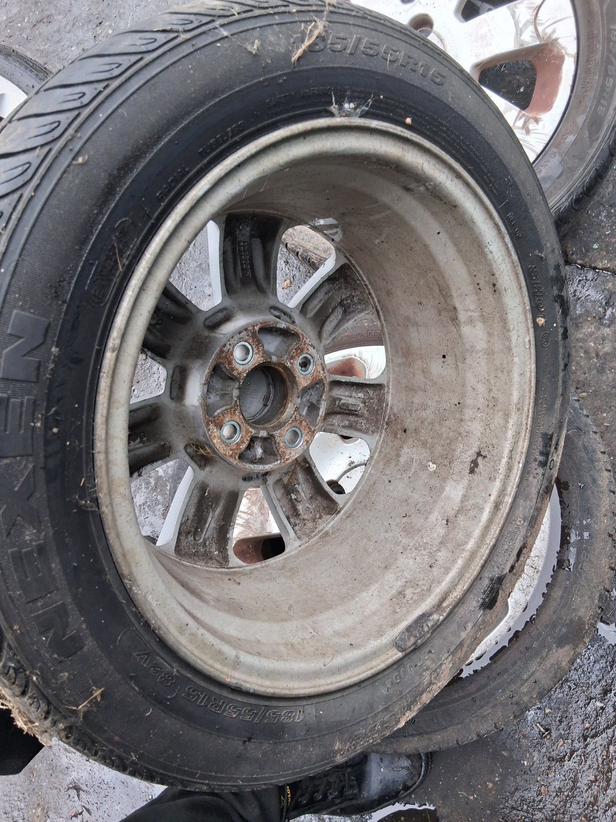 2005 VAUXHALL CORSA C 15 INCH ALLOY WHEEL WITH TYRE 185/55R15