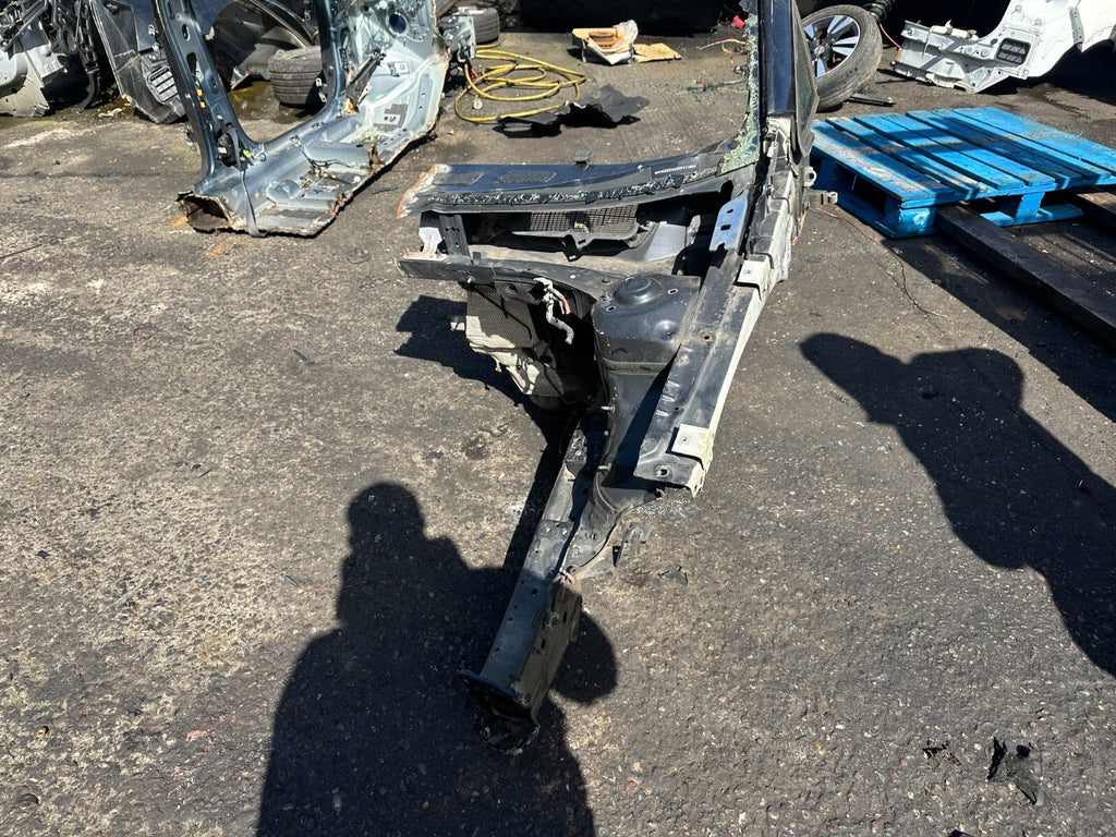 2013 VOLKSWAGEN GOLF MK7 NSF PASSENGER SIDE FRONT QUARTER CHASSIS LEG FLITCH CUT