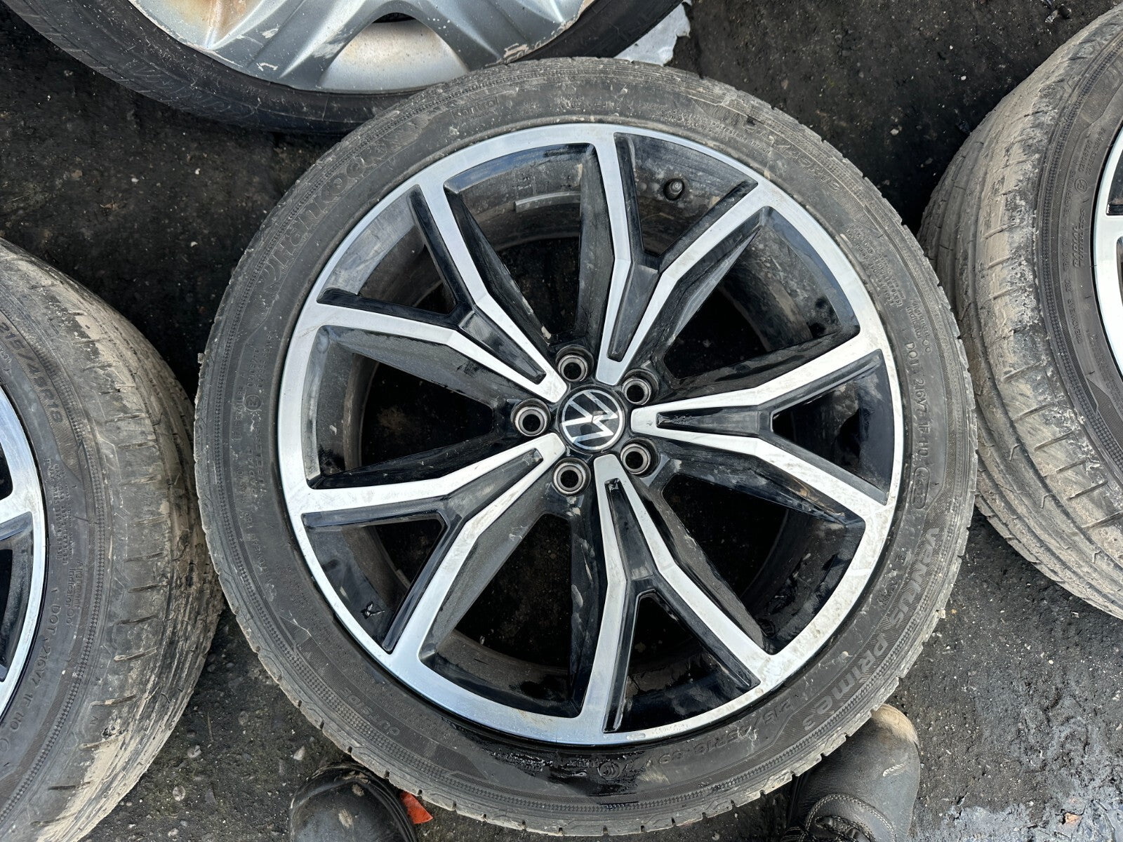 2023 VOLKSWAGEN T CROSS 18 INCH SET OF FOUR ALLOY WHEELS TYRE DIAMOND 215/45R18