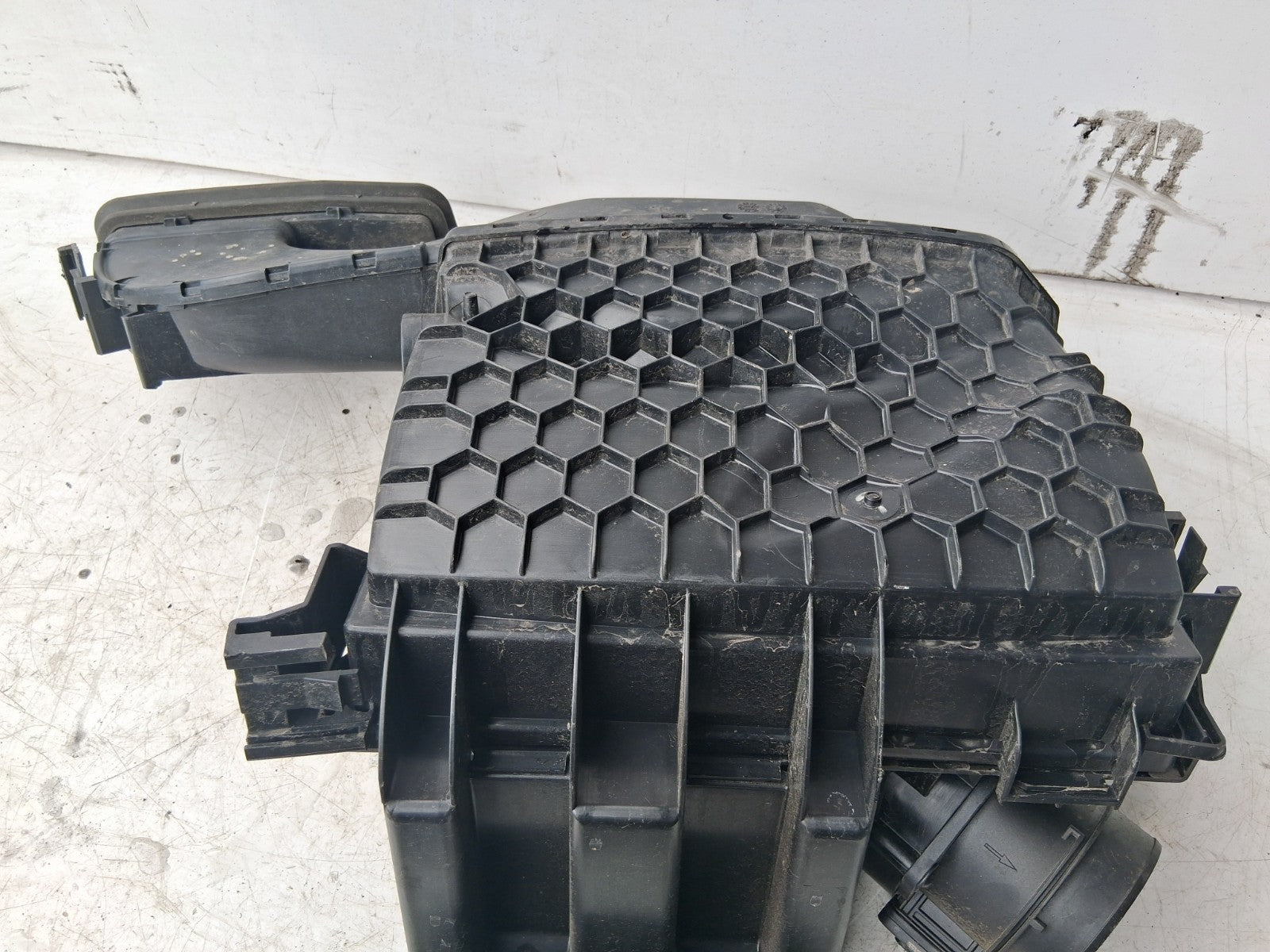 2024 MERCEDES BENZ SPRINTER W907 2.0 DIESEL AIR FILTER BOX A9075285800