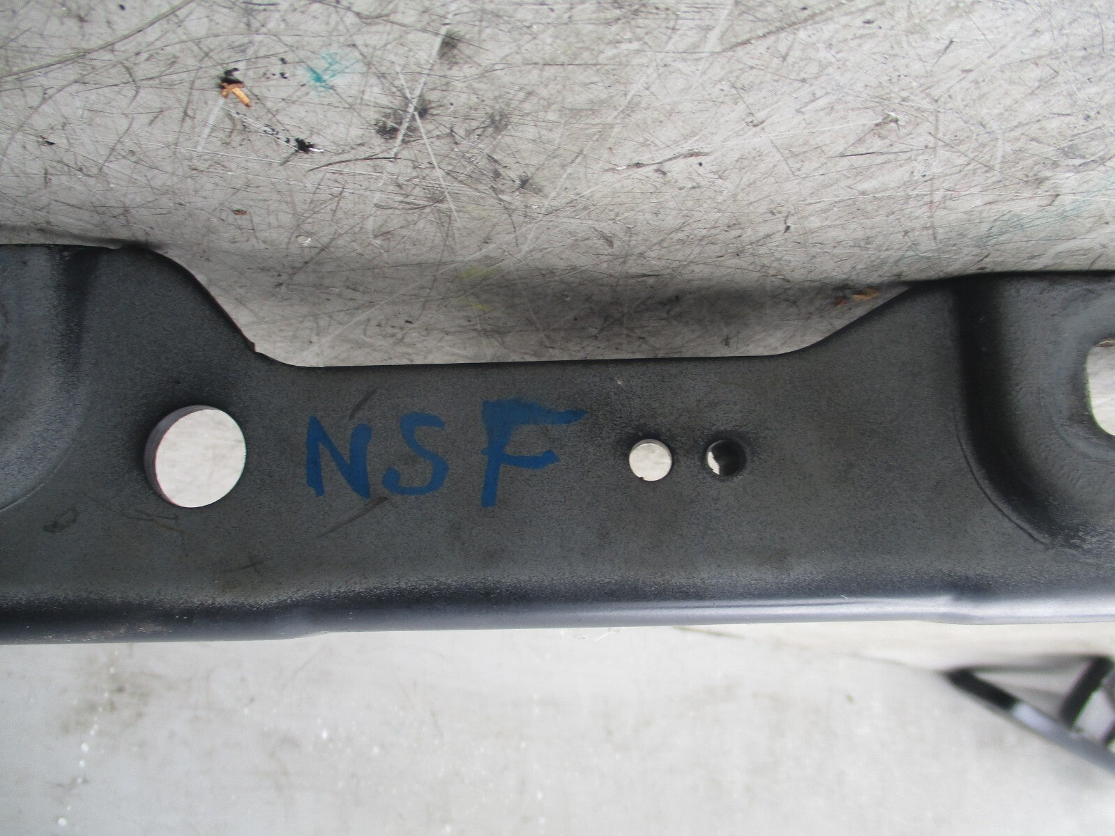 2013 BMW 3 SERIES NSF PASSENGER SIDE FRONT BOTH BONNET HINGES 7336699