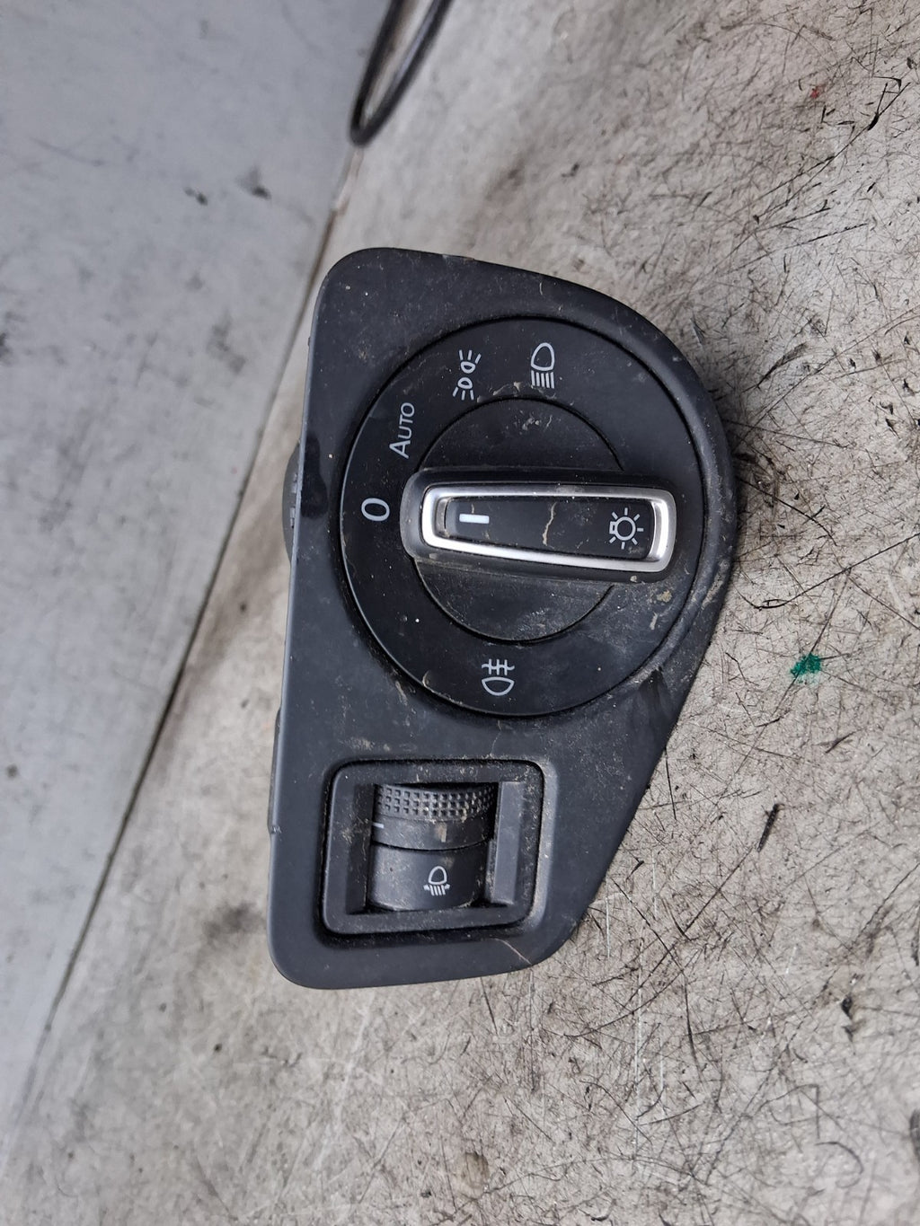 2016 VW VOLKSWAGEN GOLF MK7 HEADLIGHT SWITCH 5G0941431BE