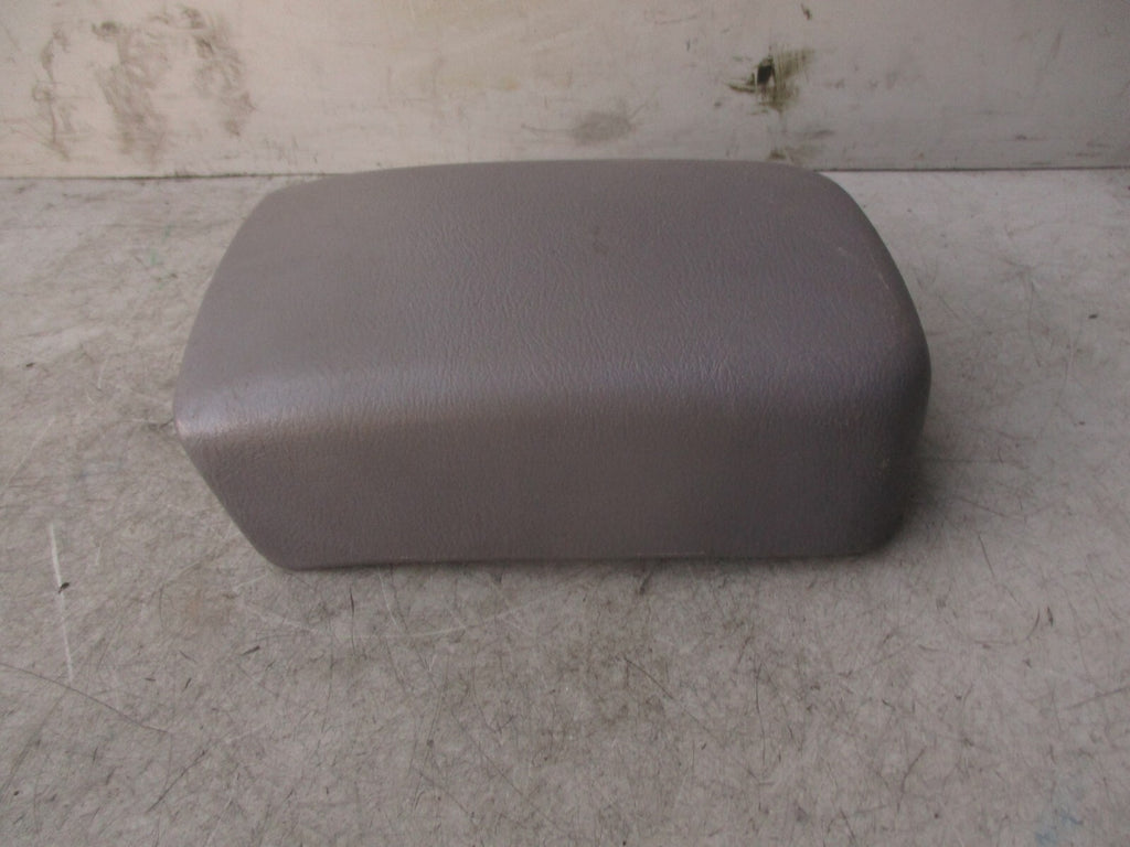 2002 NISSAN NAVARA D22 CENTRE CONSOLE ARMREST