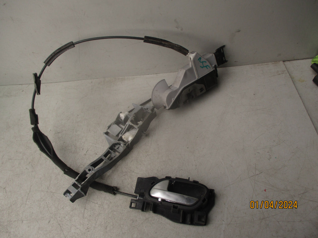2016 CITROEN DS3 NSF PASSENGER FRONT LEFT SIDE DOOR LOCK