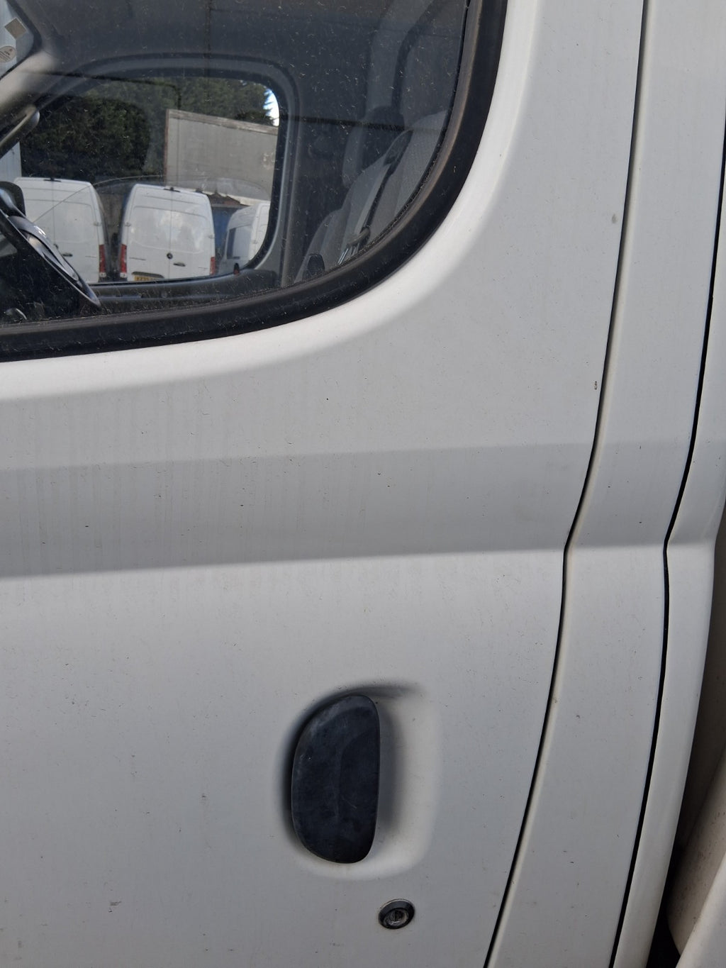 2020 SAIC LDV V80 NSF PASSENGER SIDE LEFT BARE DOOR WHITE