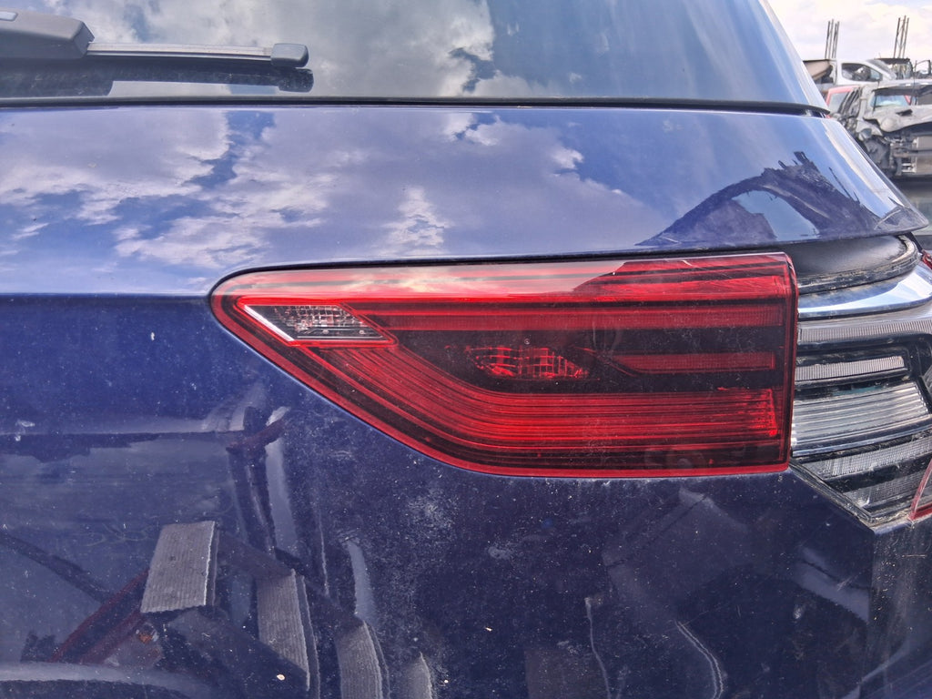 2022 VW VOLKSWAGEN GOLF MK8 R LINE OSR DRIVER SIDE REAR RIGHT INNER TAIL LIGHT
