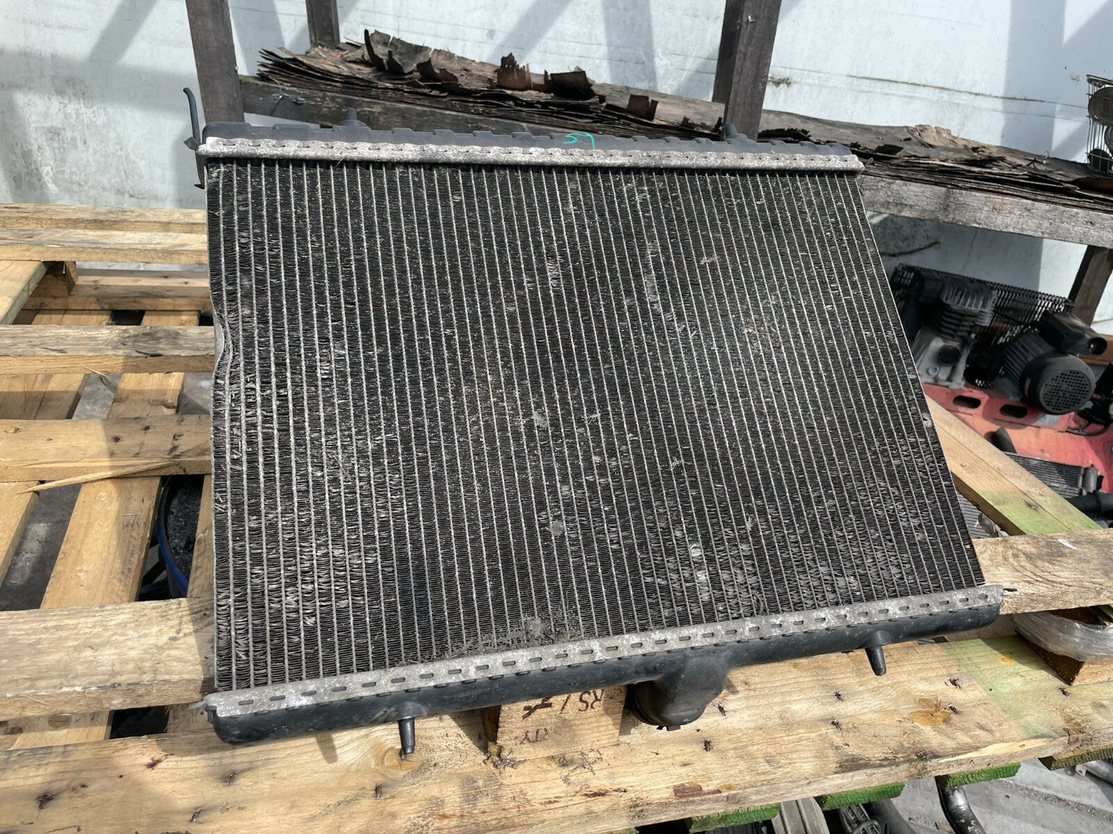 2009 PEUGEOT EXPERT MK2 1.6 DIESEL WATER COOLANT RADIATOR 5450002 R39
