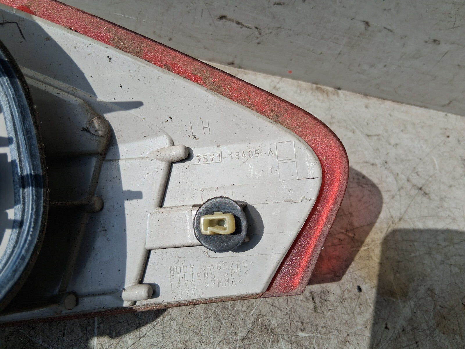 FORD MONDEO MK4 2008 NSR PASSENGER SIDE REAR LEFT OUTER LIGHT 7S7113405A