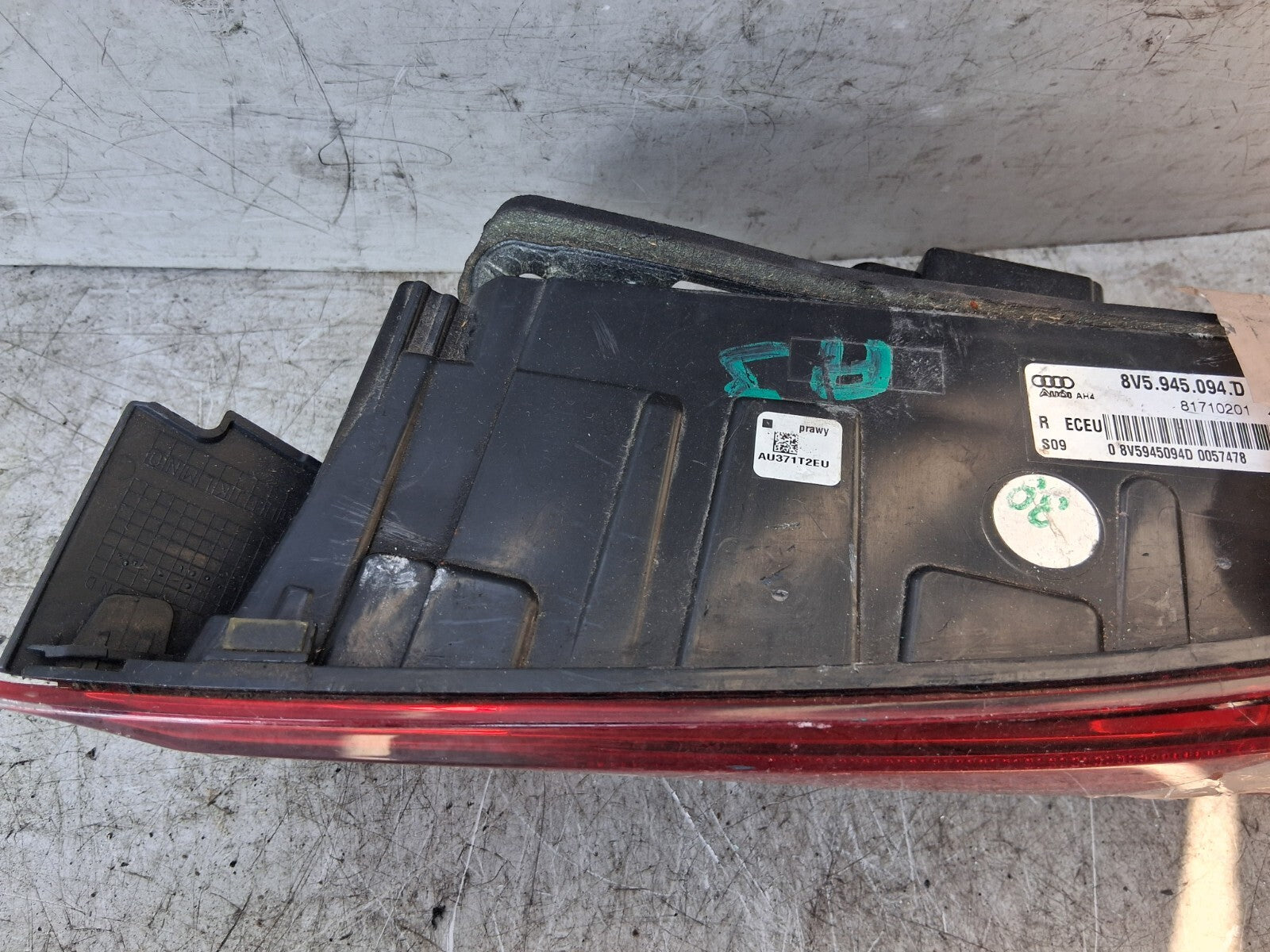 2021 AUDI A3 8Y HATCH OSR DRIVER SIDE REAR LIGHT INNER TAIL LIGHT 8V5945094D