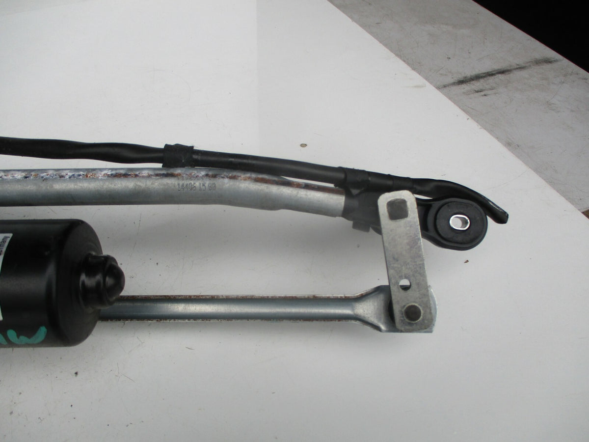 BMW 1 SERIES E87 2006 FRONT WINDSCREEN WIPER MOTOR LINKAGE 719303701 405122