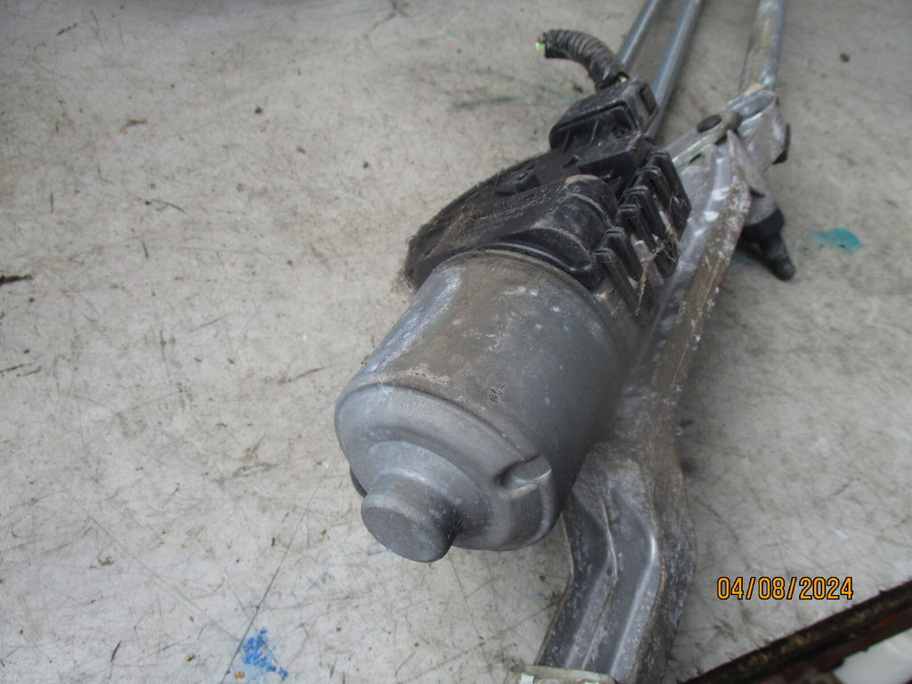 2008 FORD FOCUS MK2 FRONT WINDSCREEN WIPER MOTOR 4M5117504BC