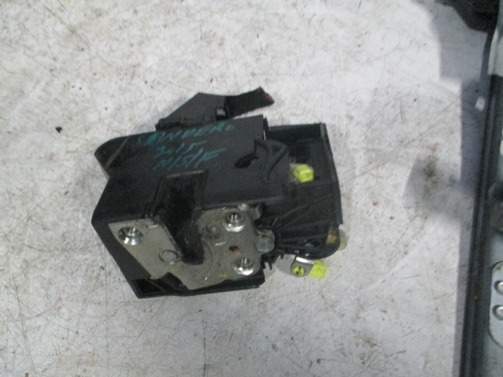 DACIA SANDERO 2015 MK2 NSF PASSENGER SIDE FRONT DOOR LOCK MECHANISM
