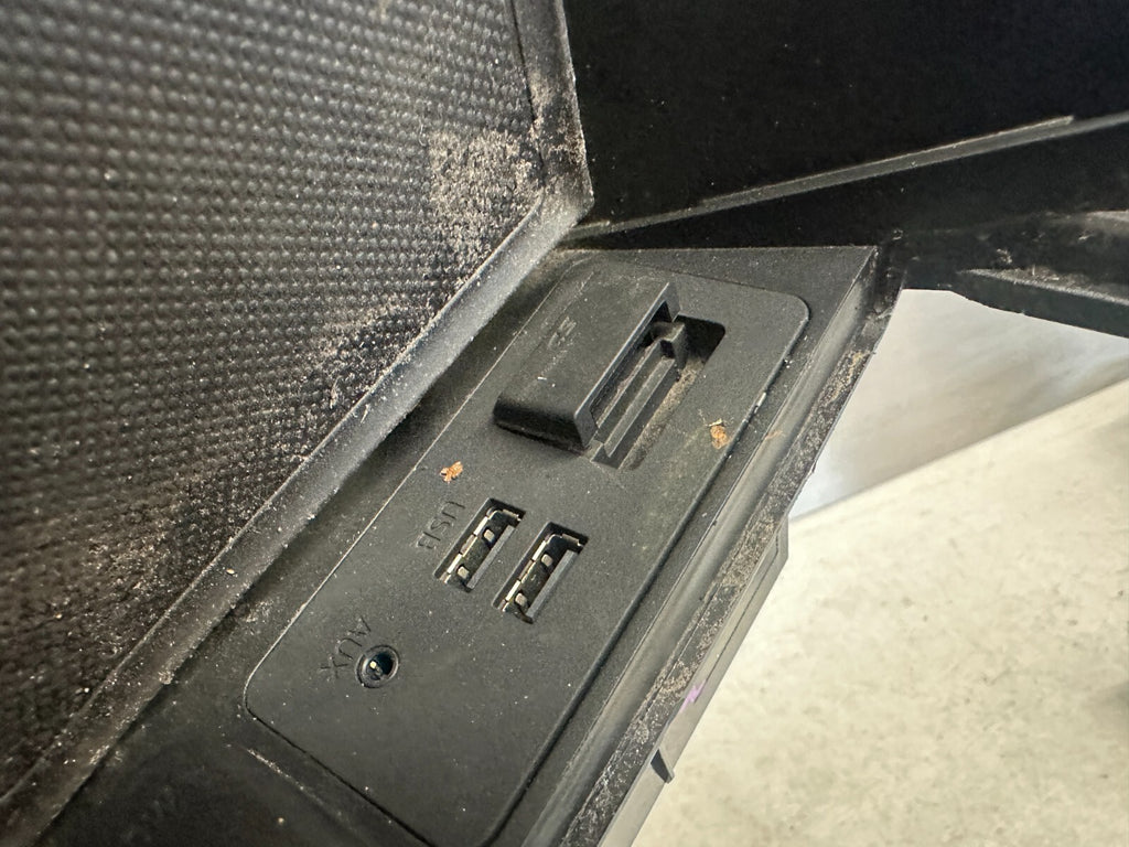 2019 MAZDA 2 DJ MK3 USB PORTS 12V POWER SOCKET SD CARD READER D09H 669U0