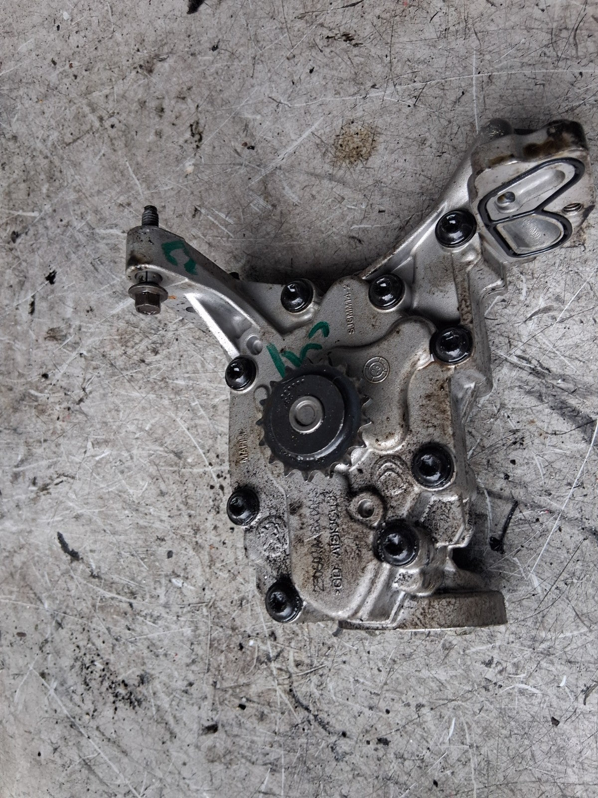 CITROEN C4 MK3 2023 1.2 PETROL ENGINE OIL PUMP 9837408880