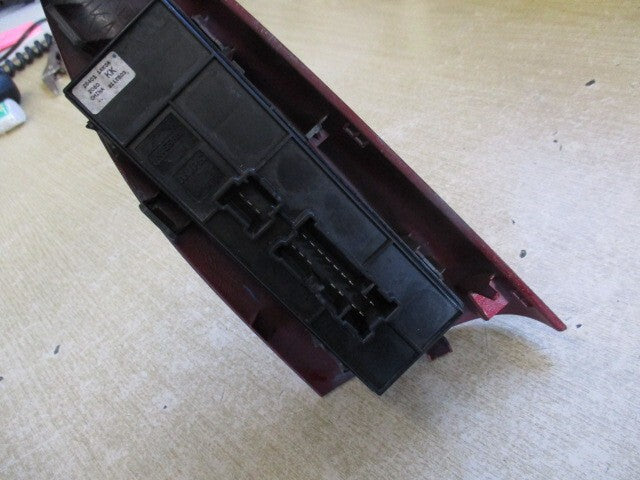 NISSAN JUKE 2011 OS DRIVER SIDE FRONT DOOR WINDOW SWITCH 254011KK0A
