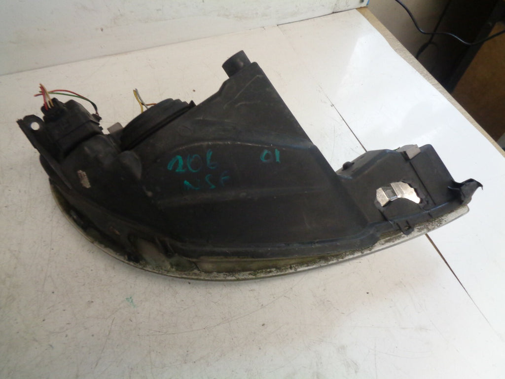 PEUGEOT 206 2001 NS PASSENGER SIDE FRONT HEADLIGHT HEADLAMP 9632689580