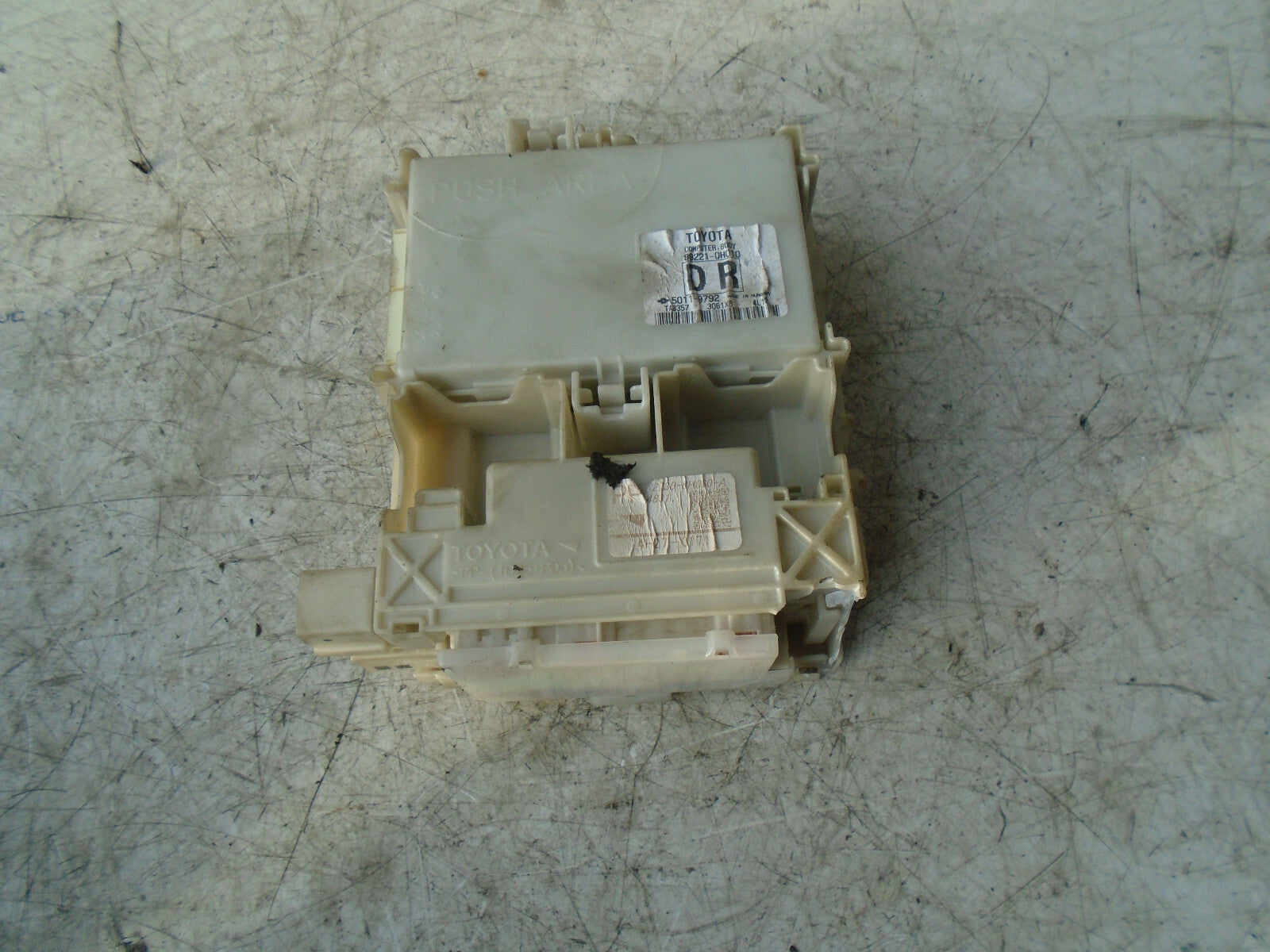 CITROEN C1 2015 MK2 BCM BODY CONTROL MODULE 892210H010