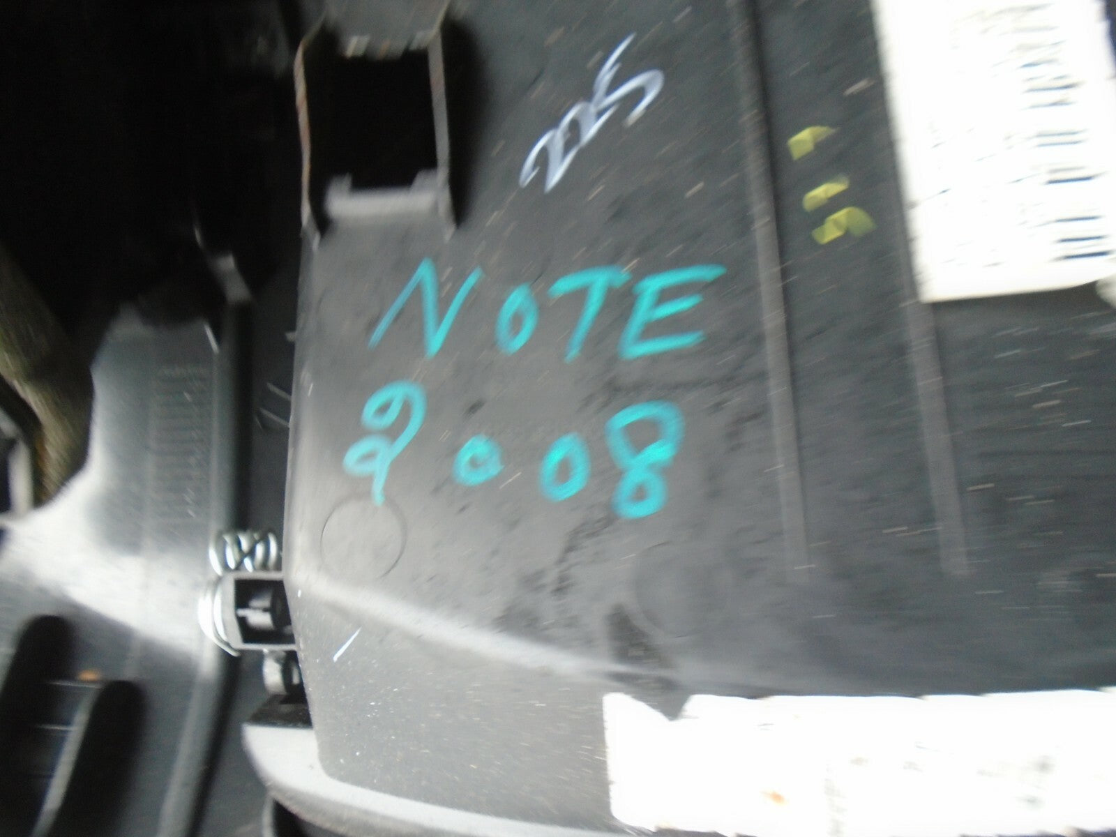 NISSAN NOTE 2008 MK1 E11 CENTRE CONSOLE STORAGE COMPARTMENT WITH AIR VENTS