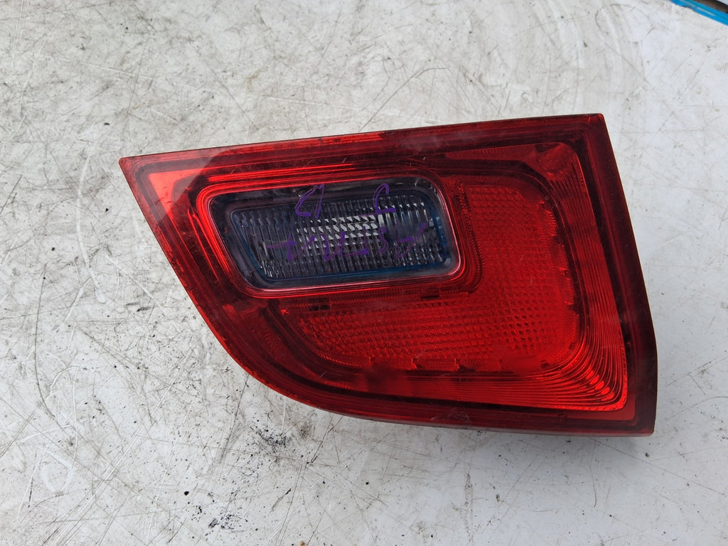 2013 VAUXHALL ASTRA J ESTATE NSR PASSENGER SIDE REAR INNER TAIL LIGHT 13282246