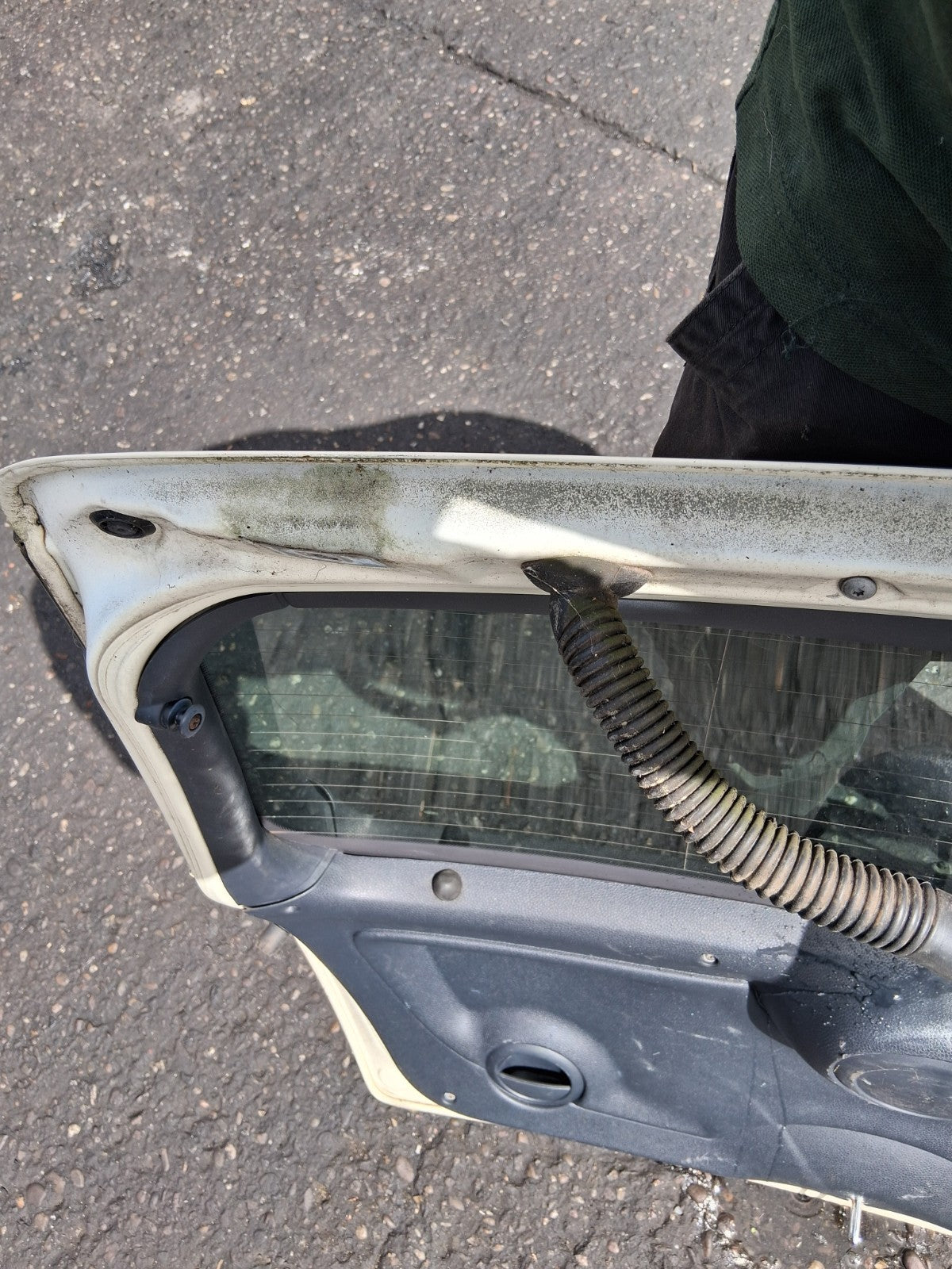 2003 BMW MINI COOPER R50 REAR COMPLETE TAILGATE BOOTLID