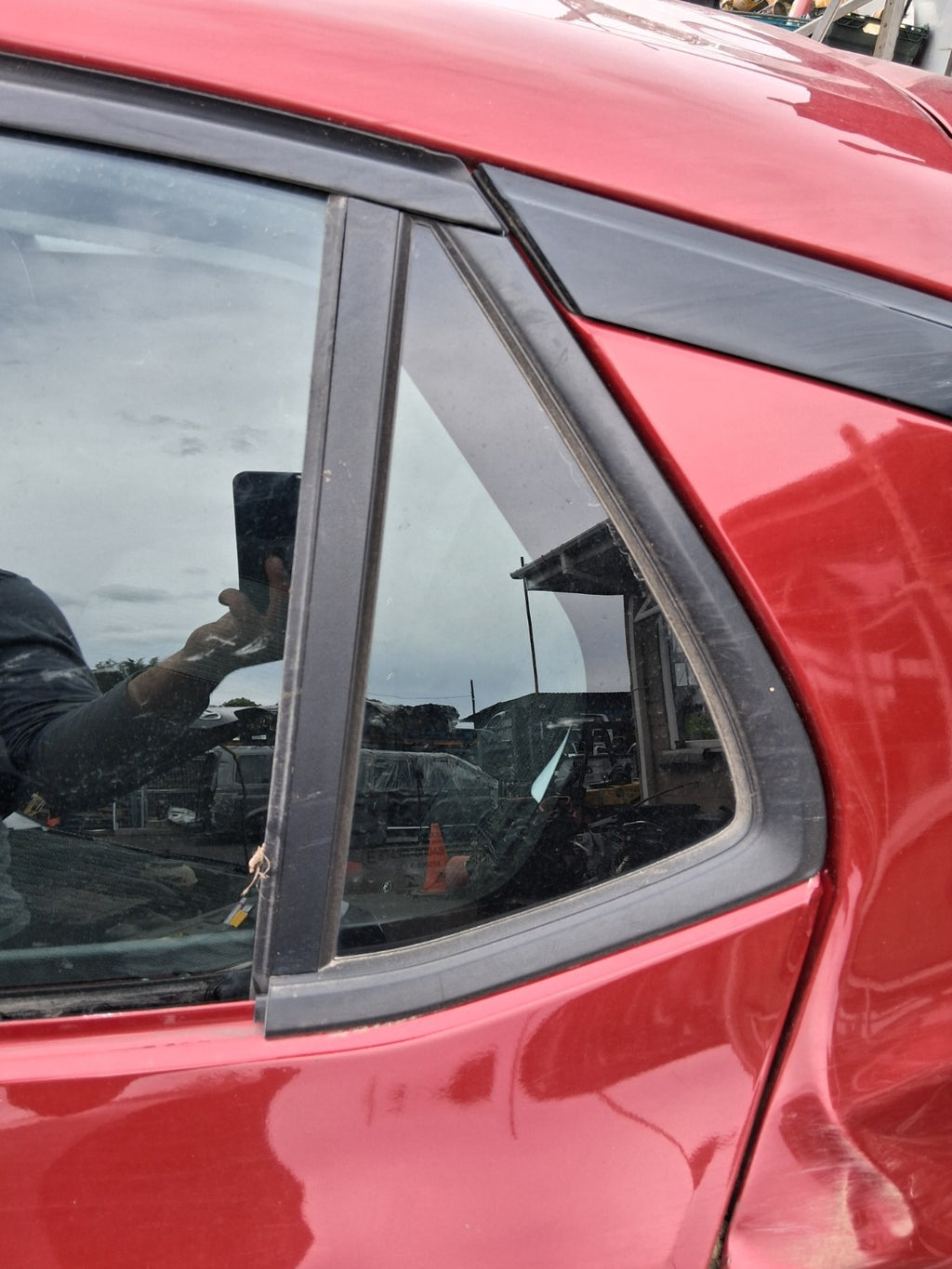 2020 VAUXHALL CORSA F HATCH NSR PASSENGER SIDE REAR QUARTER WINDOW GLASS