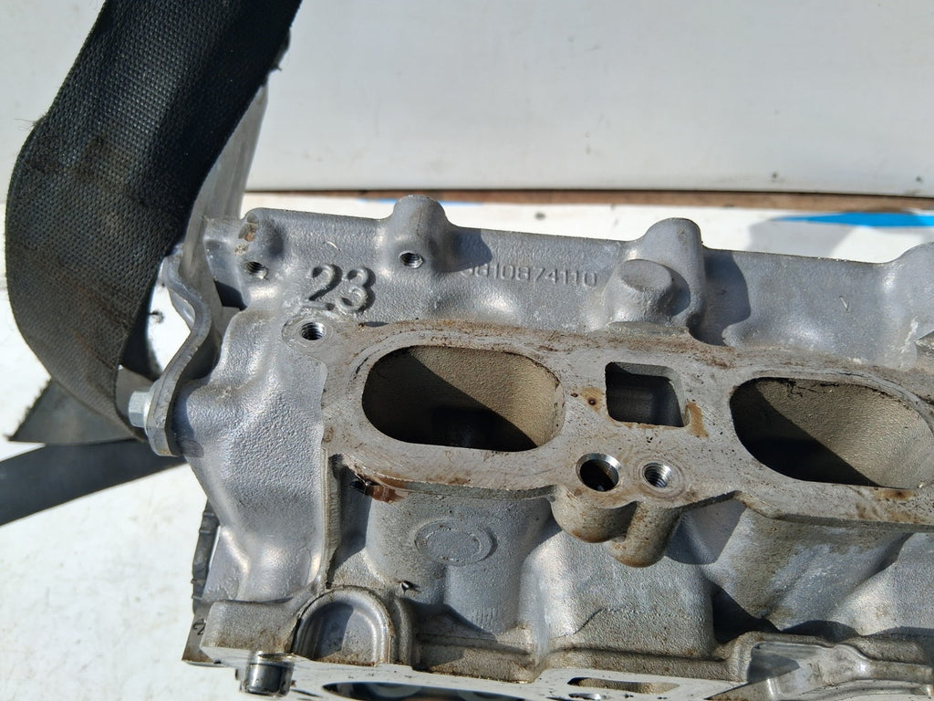 2021 CITROEN C4 MK3 1.2 PETROL ENGINE CYLINDER HEAD WITH VALVES 9810874110